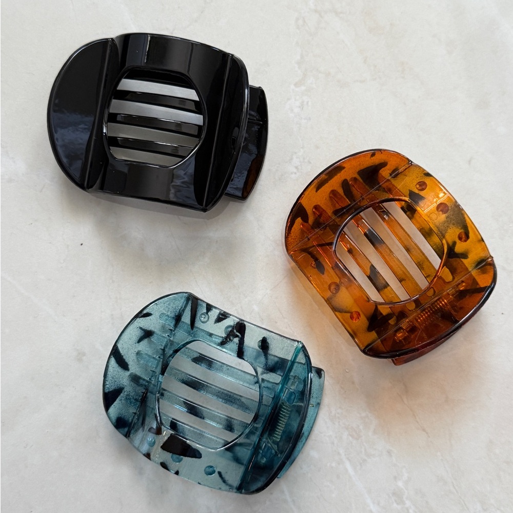 BRAND NEEw: Set of 3 Flat Hair Claw - Black, Amber, Teal